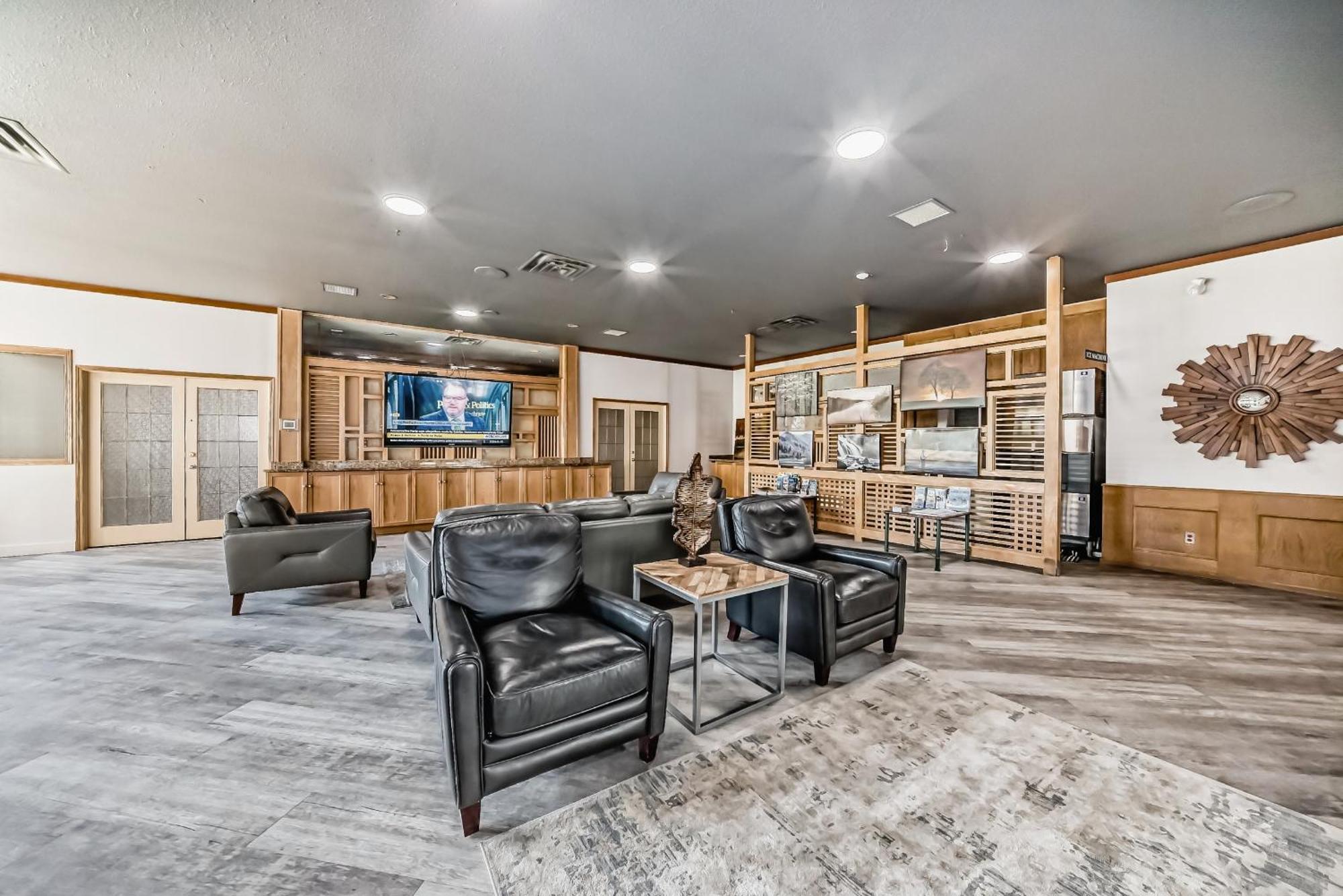 Invermere Inn & Suites Exteriér fotografie